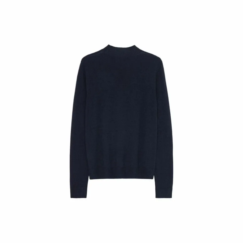 DANISH ENDURANCE · Premium Knit Pullover