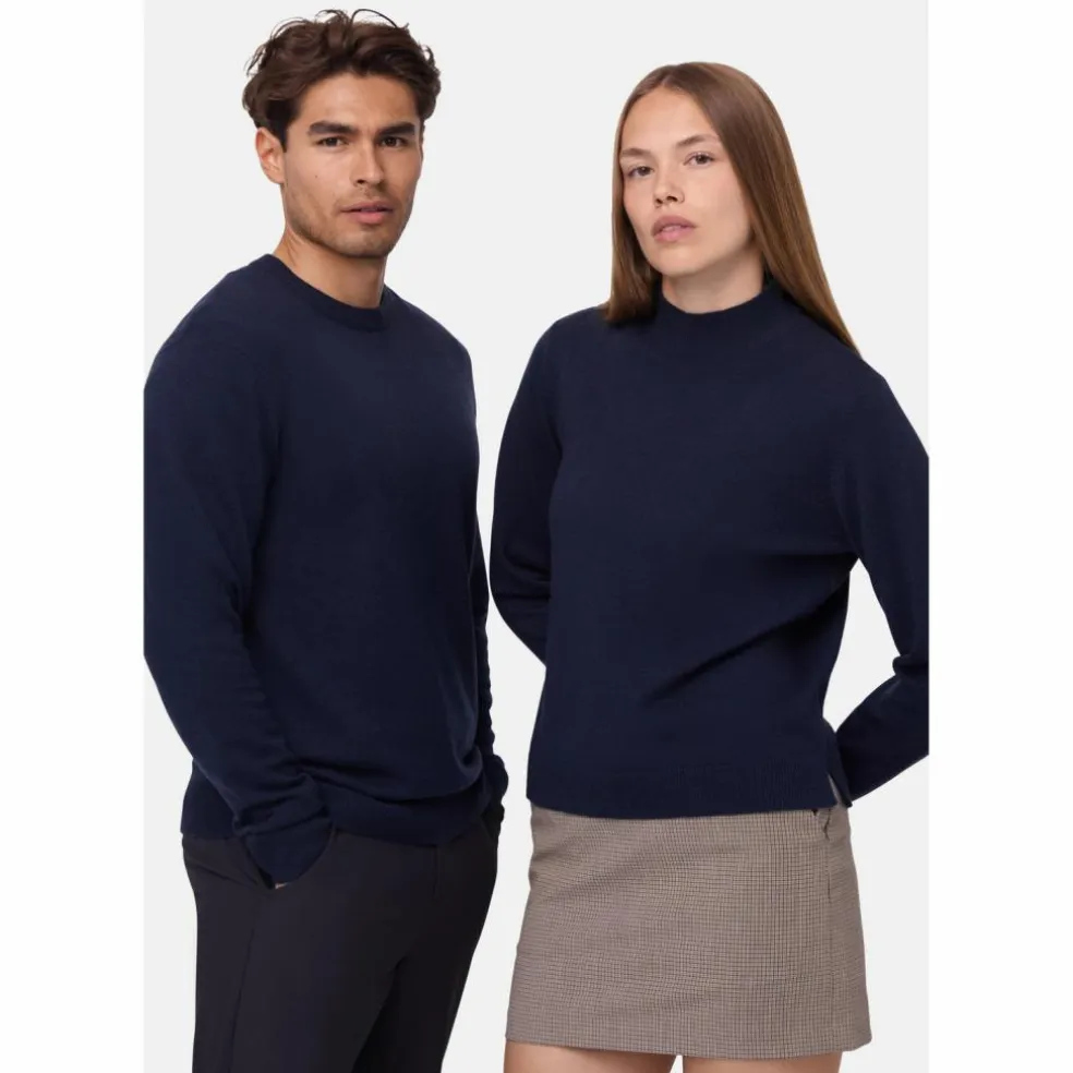 DANISH ENDURANCE · Premium Knit Pullover