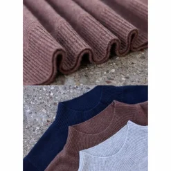 DANISH ENDURANCE · Premium Knit Pullover