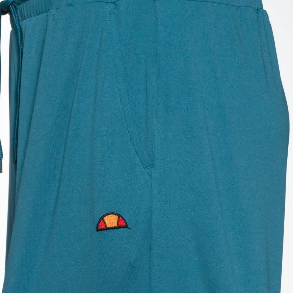 Ellesse