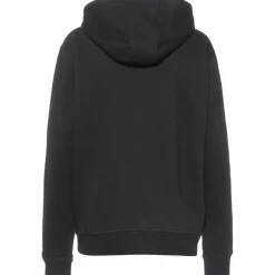 Ellesse · Jazana