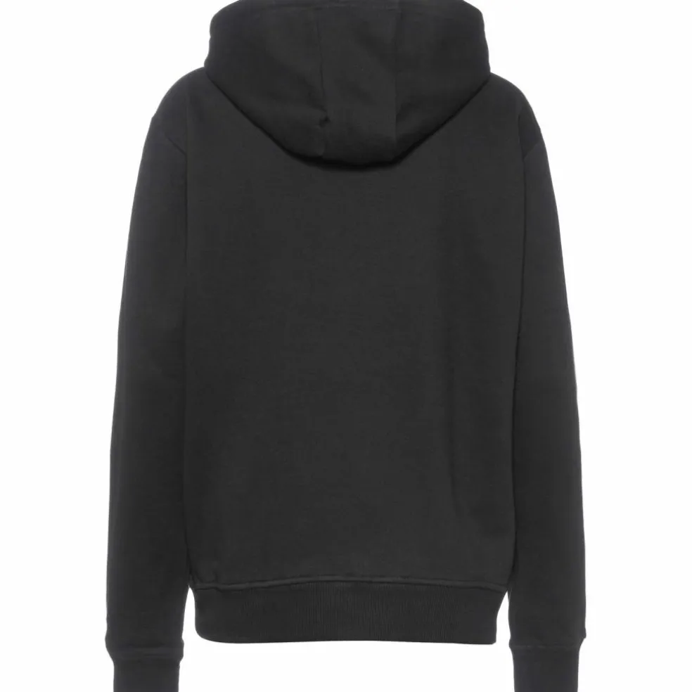 Ellesse · Jazana