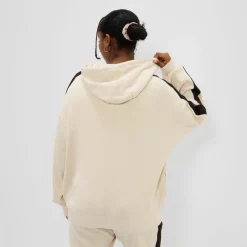 Ellesse · Larissa