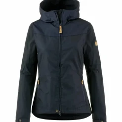 FJÄLLRÄVEN · Stina