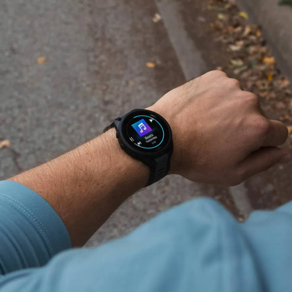 Garmin · Forerunner 165