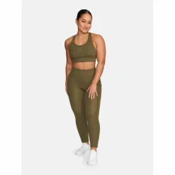 Gold's Gym · BROOKE