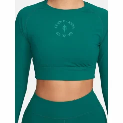 Gold's Gym · HELEN