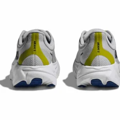 HOKA · Arahi 8