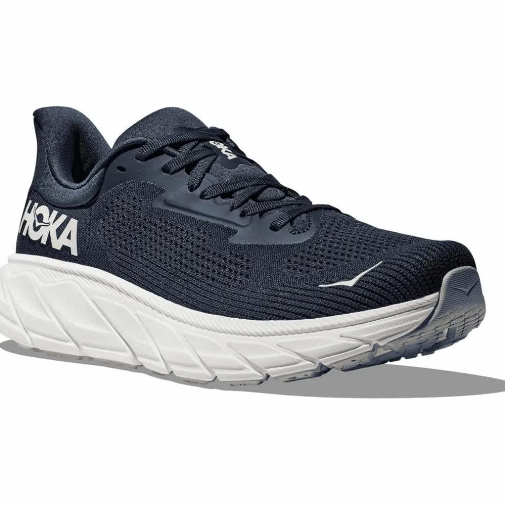 HOKA · Arahi 7