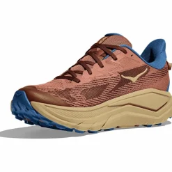 HOKA · Challenger 8