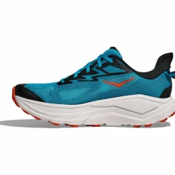 HOKA · Challenger 8