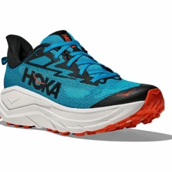 HOKA · Challenger 8