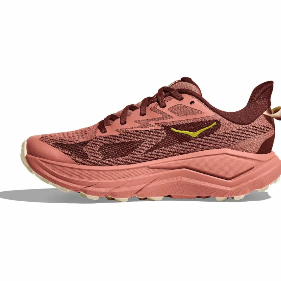 HOKA · Challenger 8