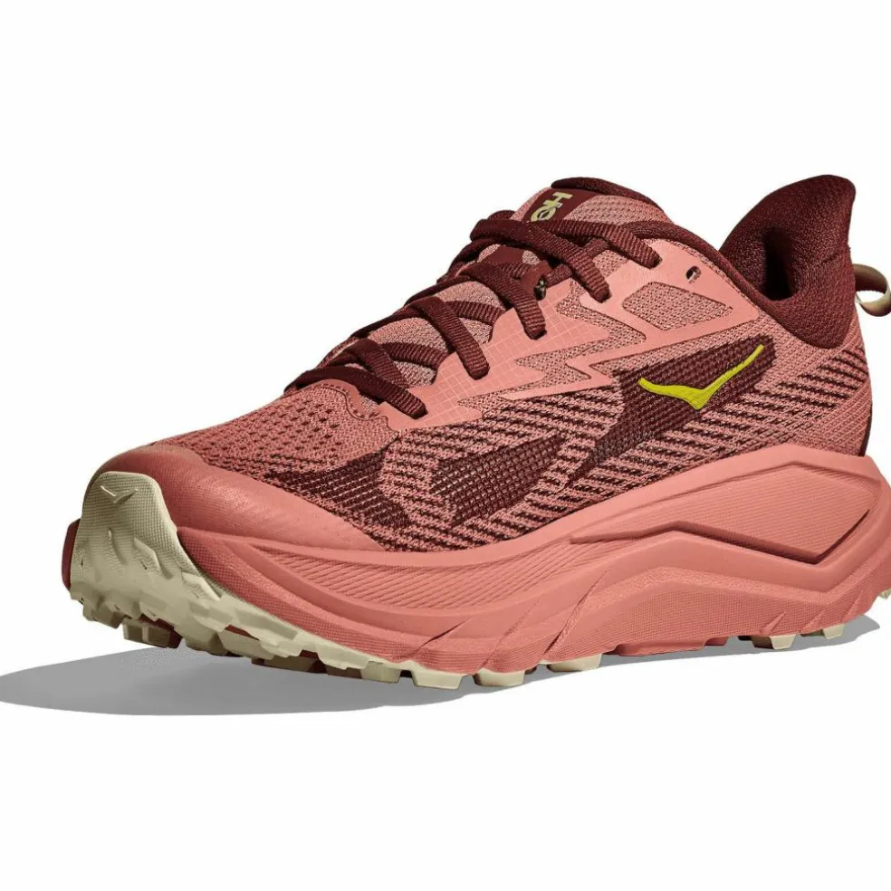 HOKA · Challenger 8
