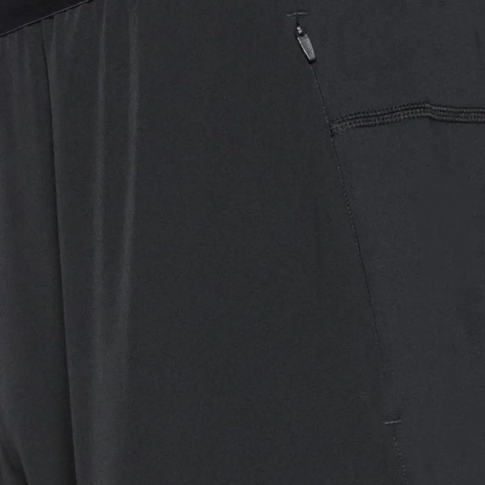 HOKA · Novafly