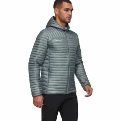 Mammut · Broad Peak Light