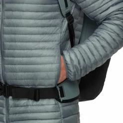 Mammut · Broad Peak Light