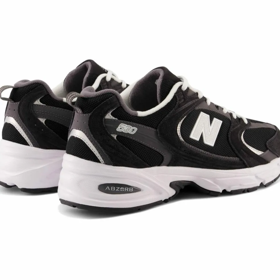 NEW BALANCE · 530