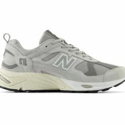 NEW BALANCE · CM878