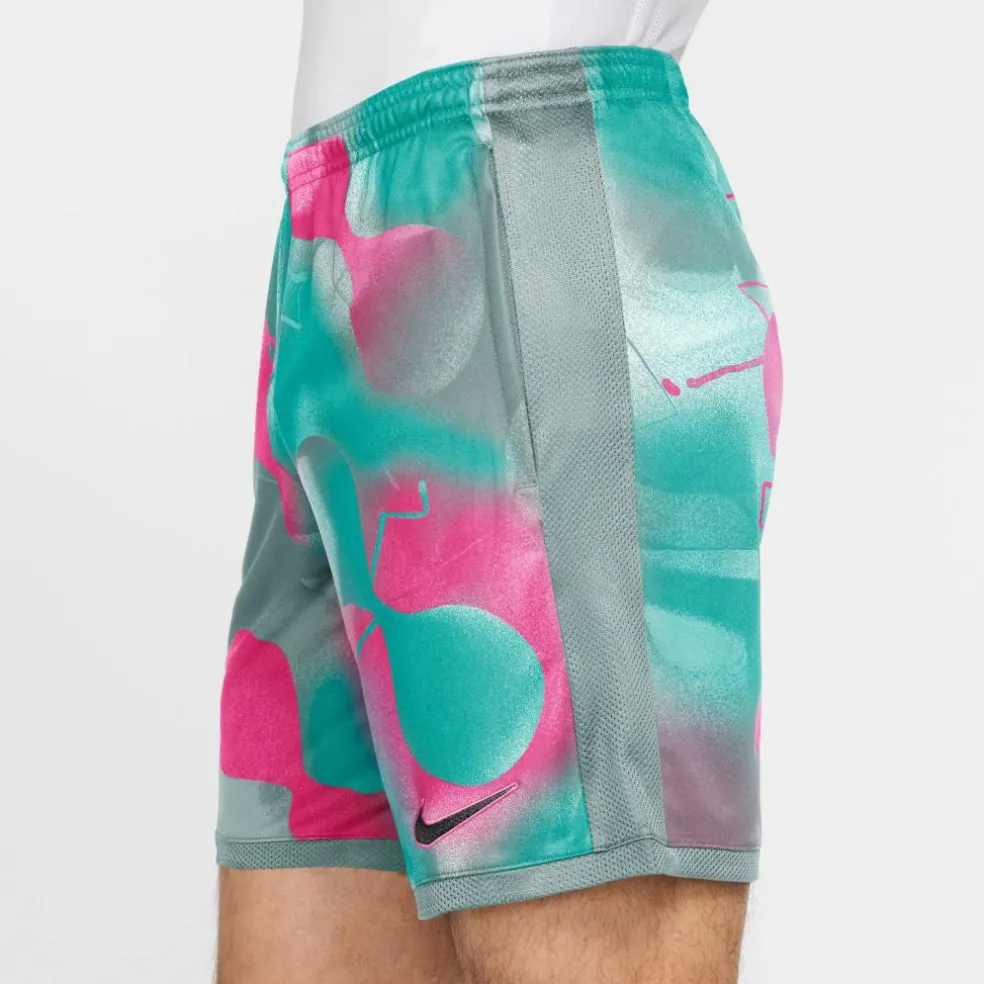 Nike · Academy-