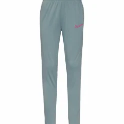 Nike · Academy25