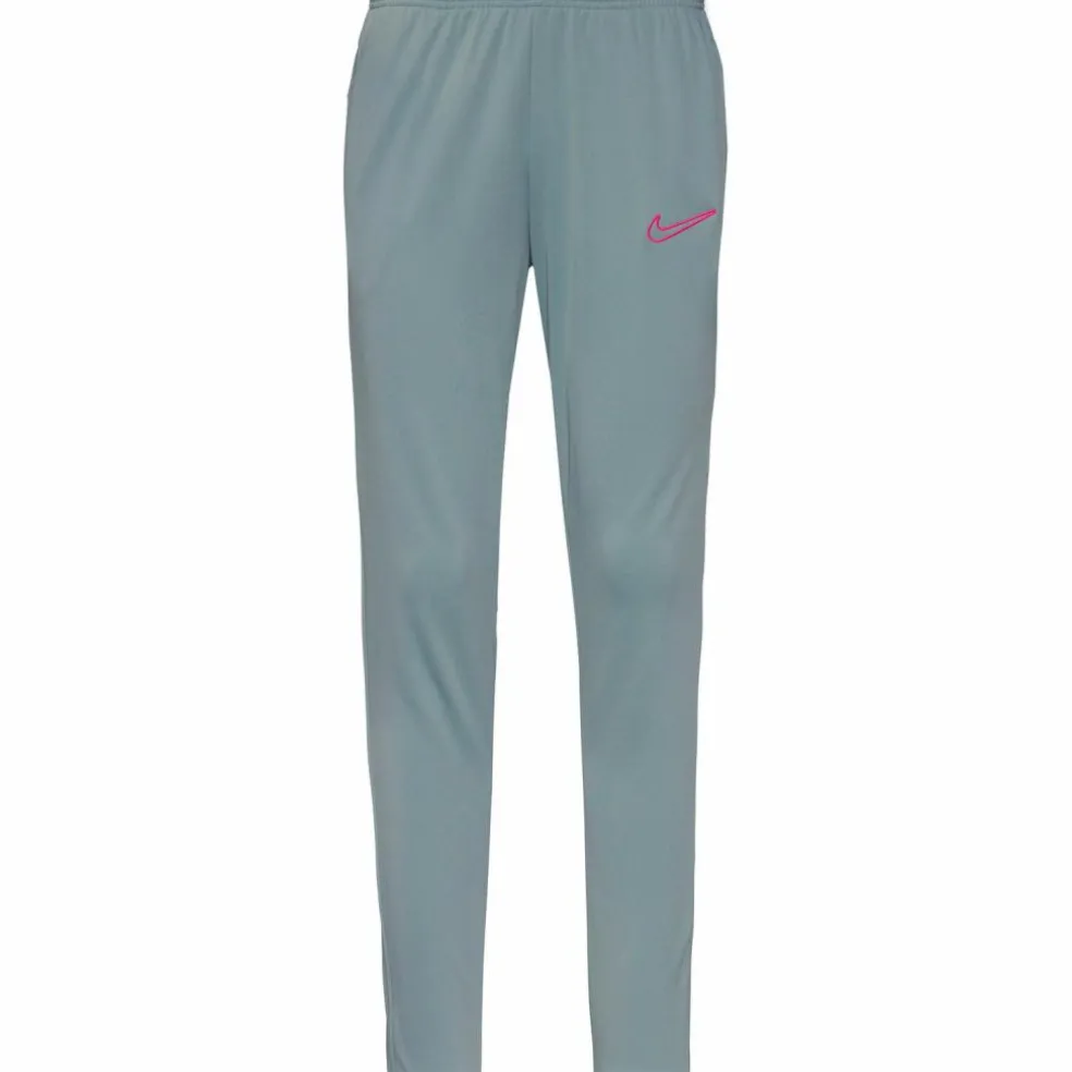 Nike · Academy25