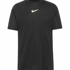 Nike · Academy25