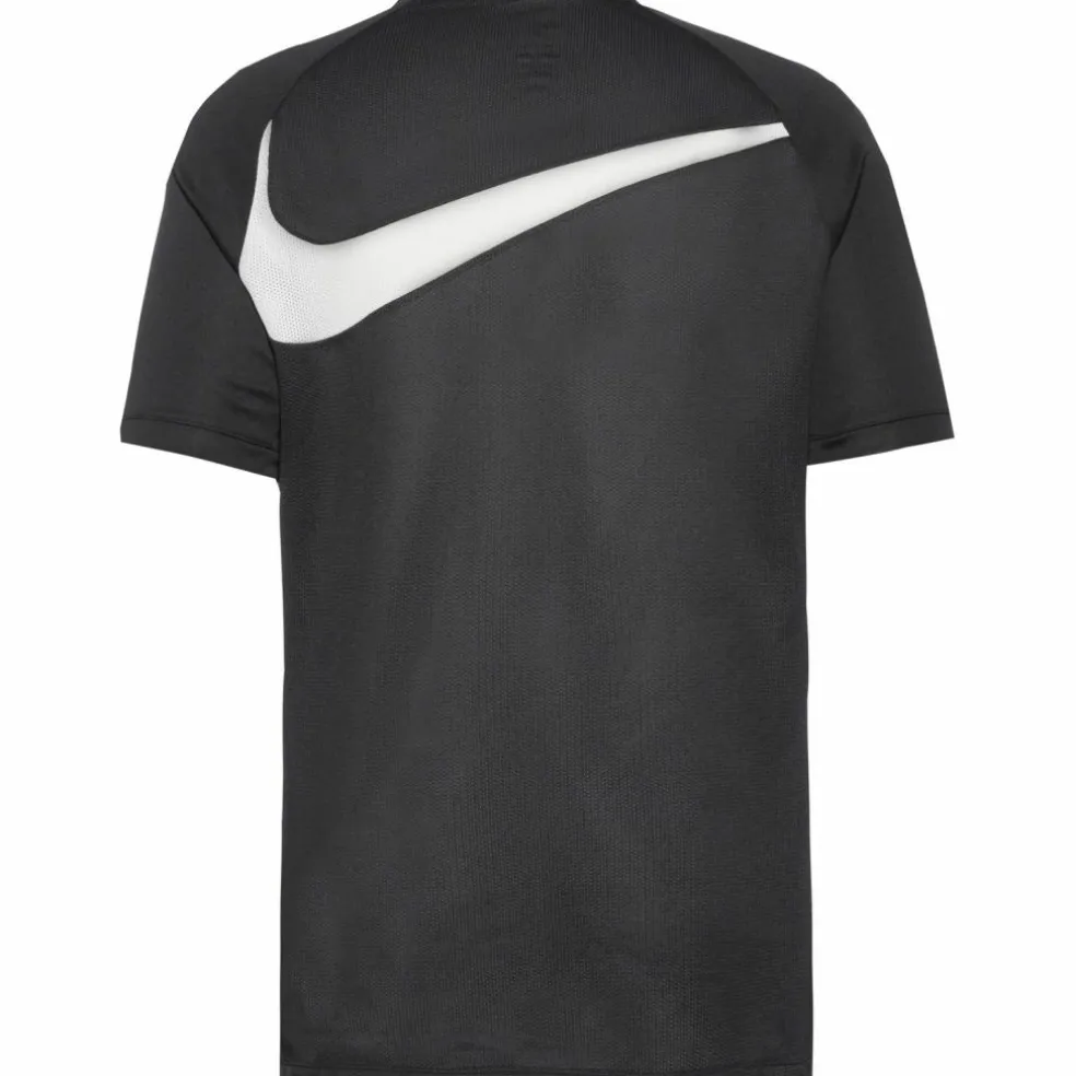 Nike · Academy25