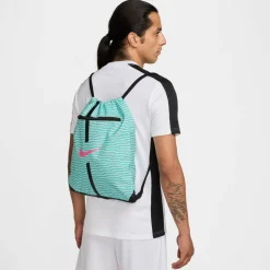 Nike · Academy