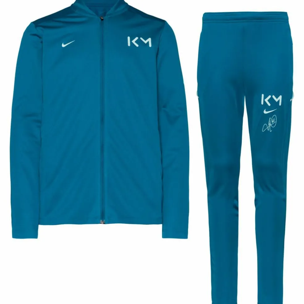 Nike · Academy