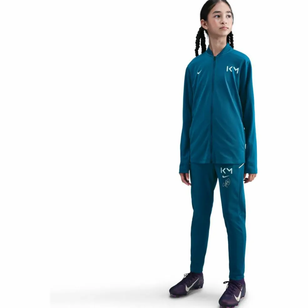 Nike · Academy