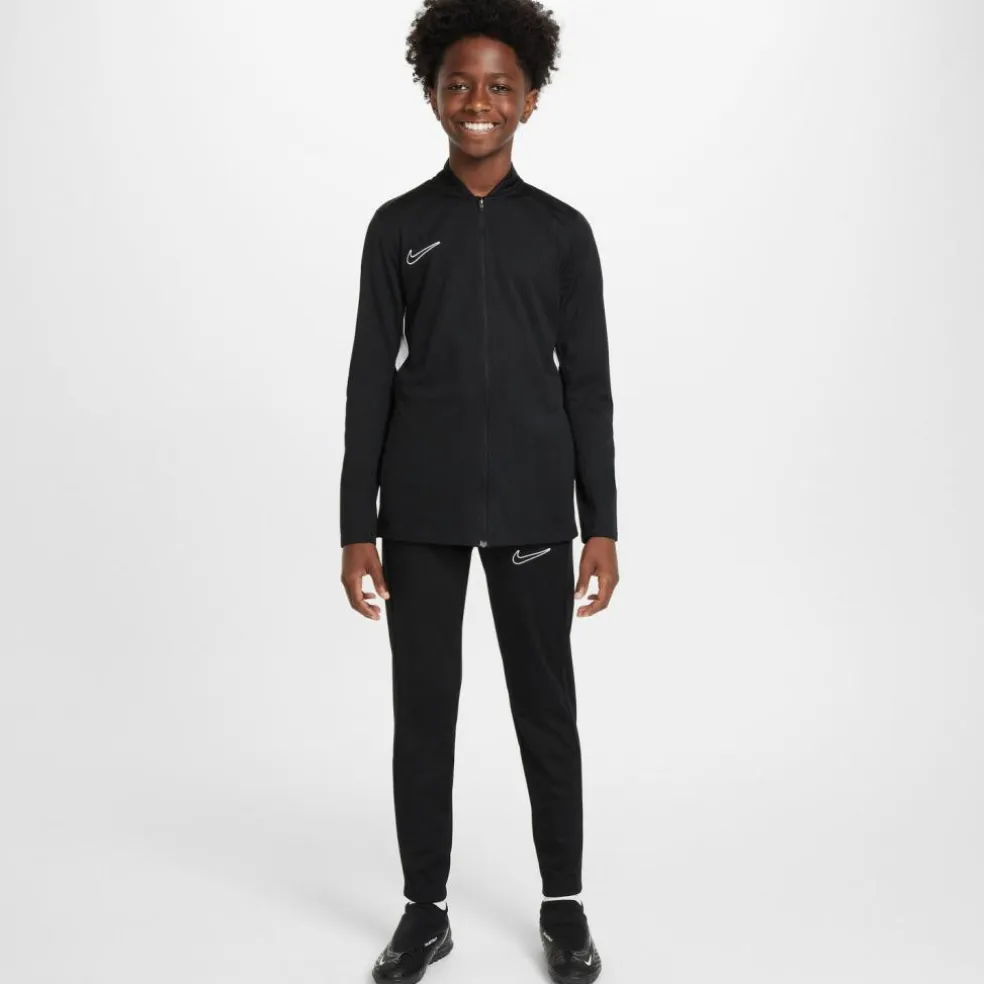 Nike · Academy25