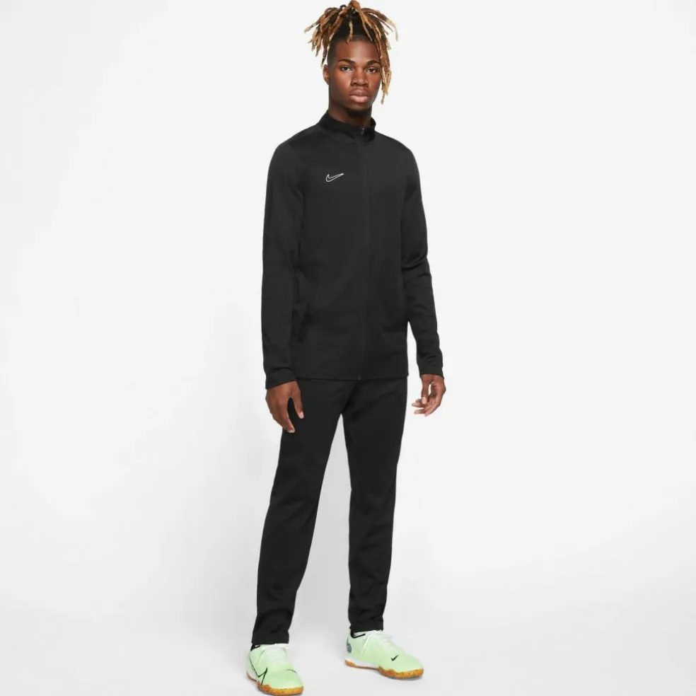 Nike · Academy