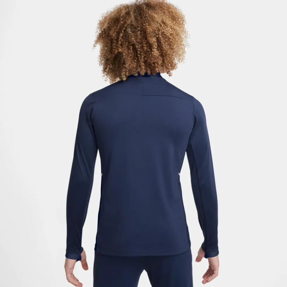 Nike · Academy 25