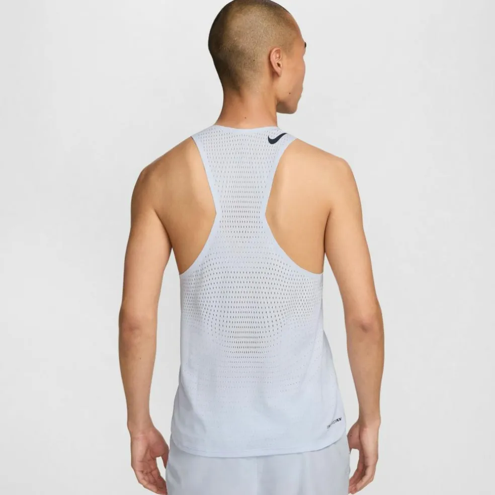 Nike · Aeroswift