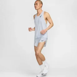 Nike · Aeroswift