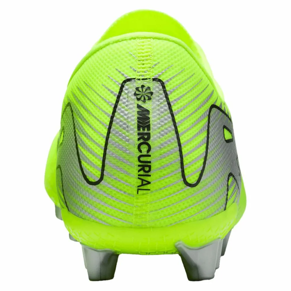 Nike · AG
