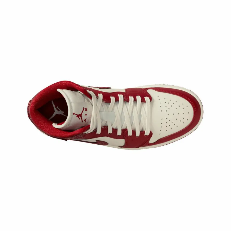 Nike · Air 1 Mid SE Cracked Leather Damen Beige