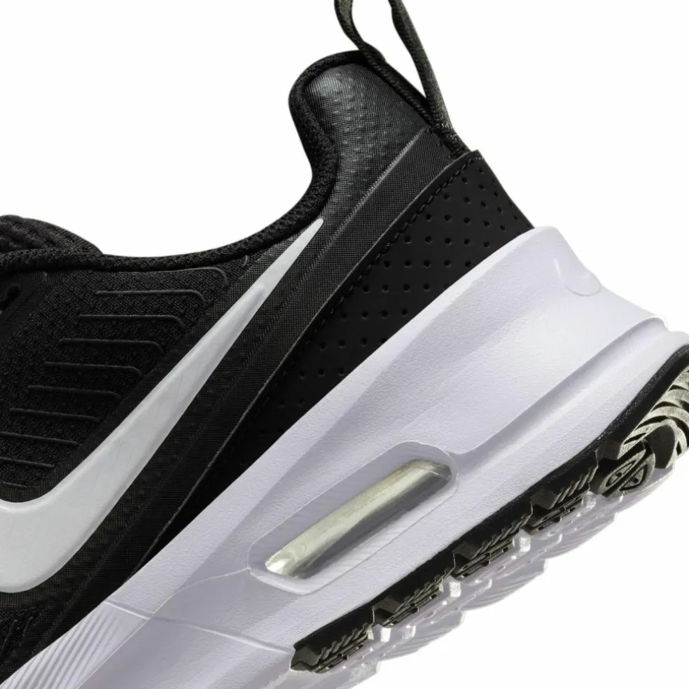 Nike · Air Max Nuaxis