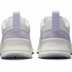 Nike · Air Max Nuaxis