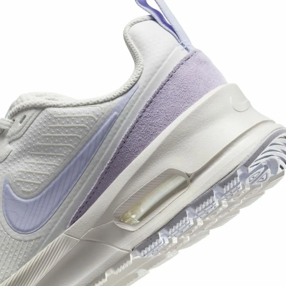 Nike · Air Max Nuaxis
