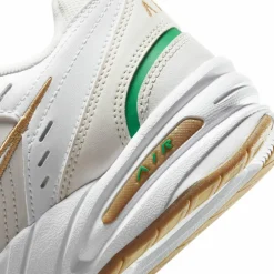 Nike · AIR MONARCH IV