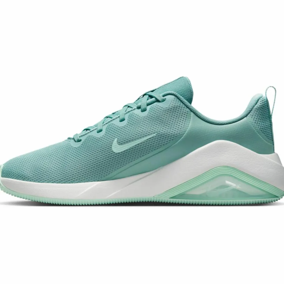 Nike · AIR ZOOM BELLA 7