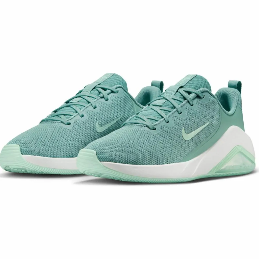 Nike · AIR ZOOM BELLA 7