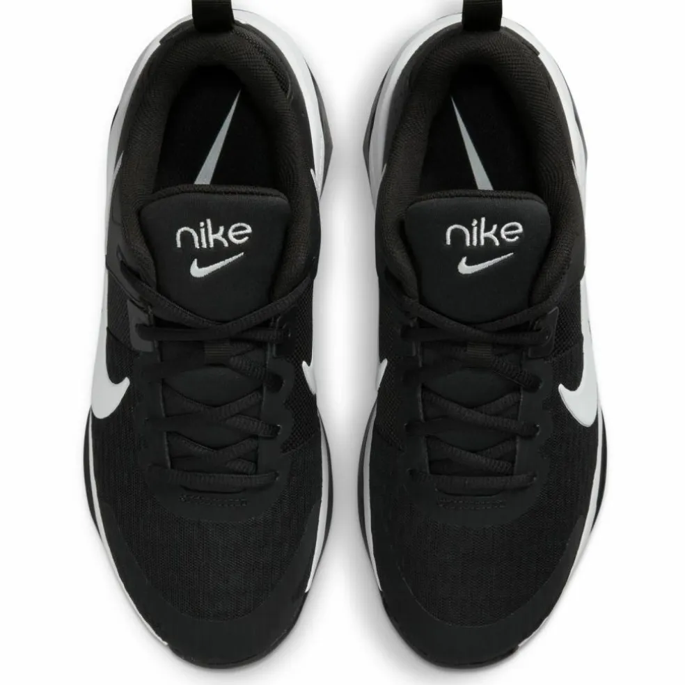 Nike · Air Zoom Bella 6