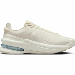 Nike · Air Zoom Upturn SC
