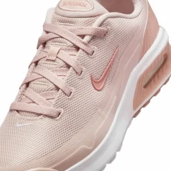 Nike · Bia
