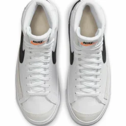 Nike · BLAZER 77