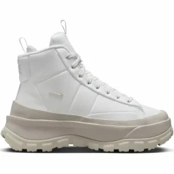Nike · Blazer Roam Mid