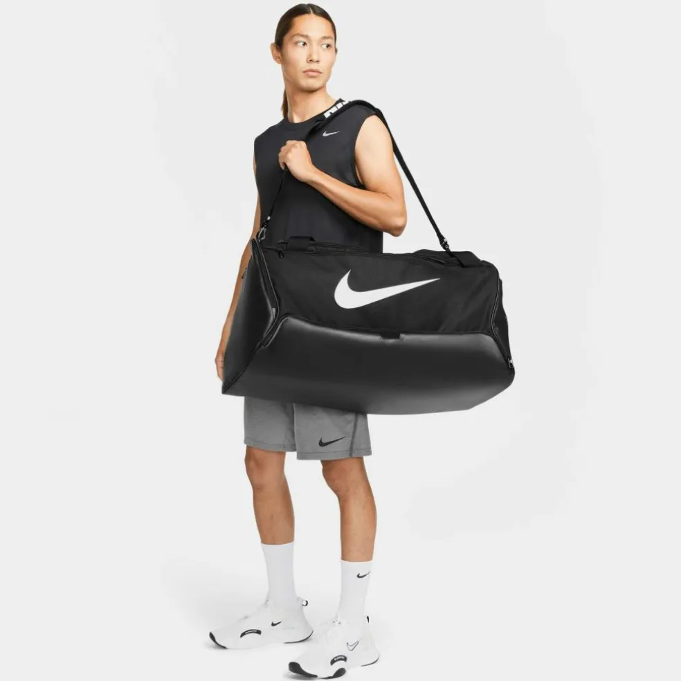 Nike · Brasilia-L-95L